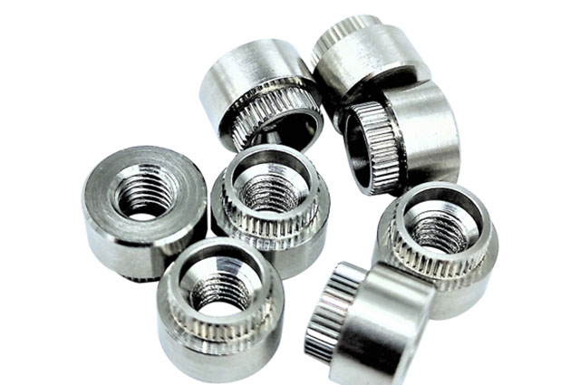 車(chē)床加工小零件 車(chē)床加工小零件
